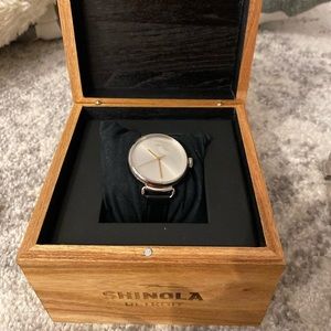 Shinola Detroit women’s watch , NWBox